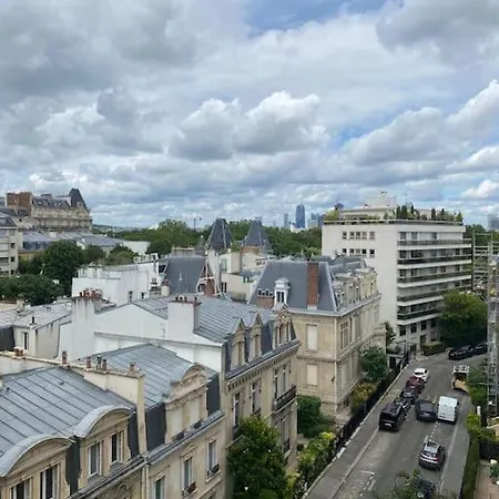 Elegant And Romantic In Luxury Area With Stunning Views Apartment Paris
