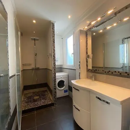 Elegant And Romantic In Luxury Area With Stunning Views Apartment Paris