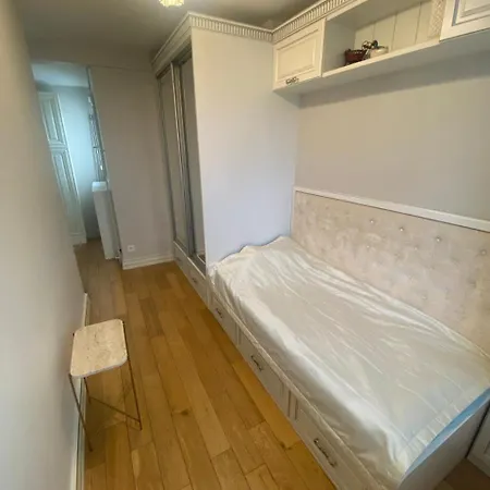 Apartment Elegant And Romantic In Luxury Area With Stunning Views *